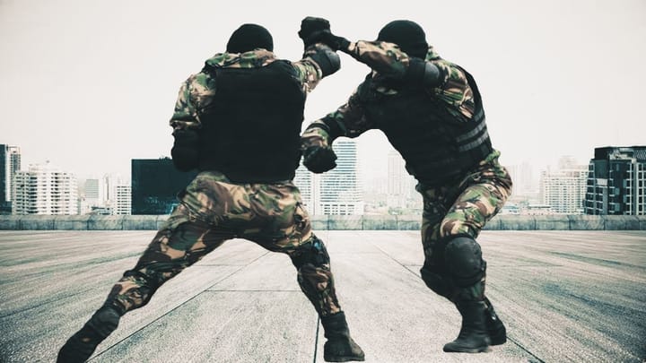 du Sambo-Défense au Combat Sambo